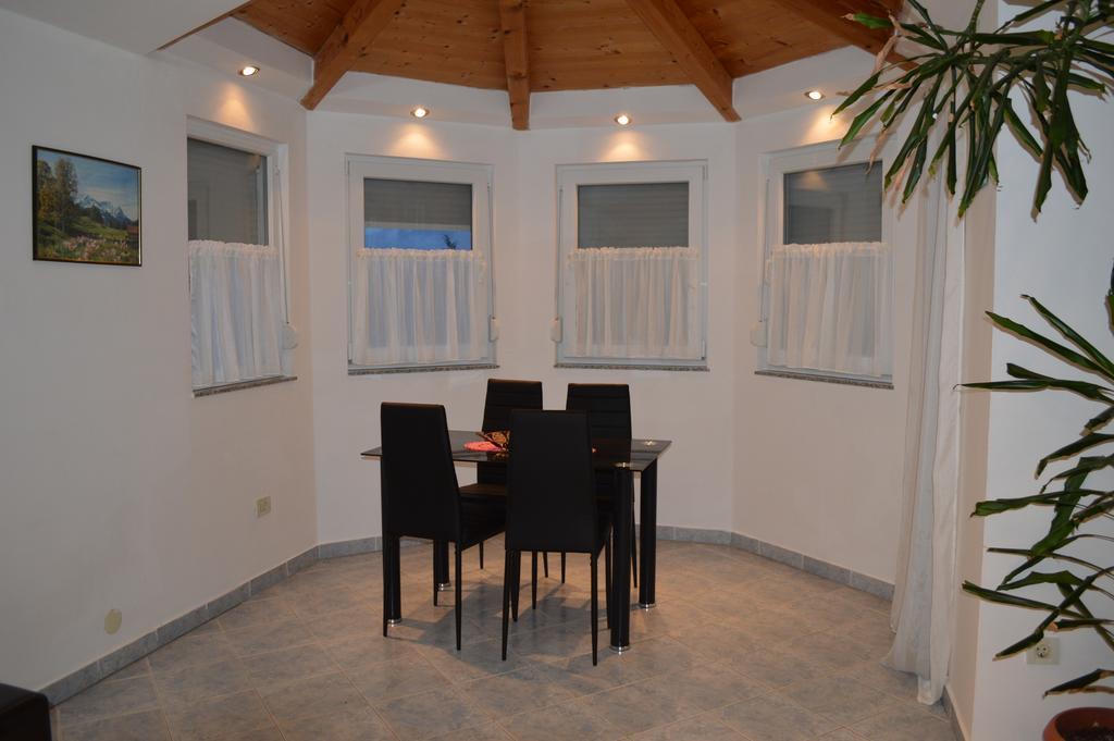 Apartment Ruzica Pula Ruang foto